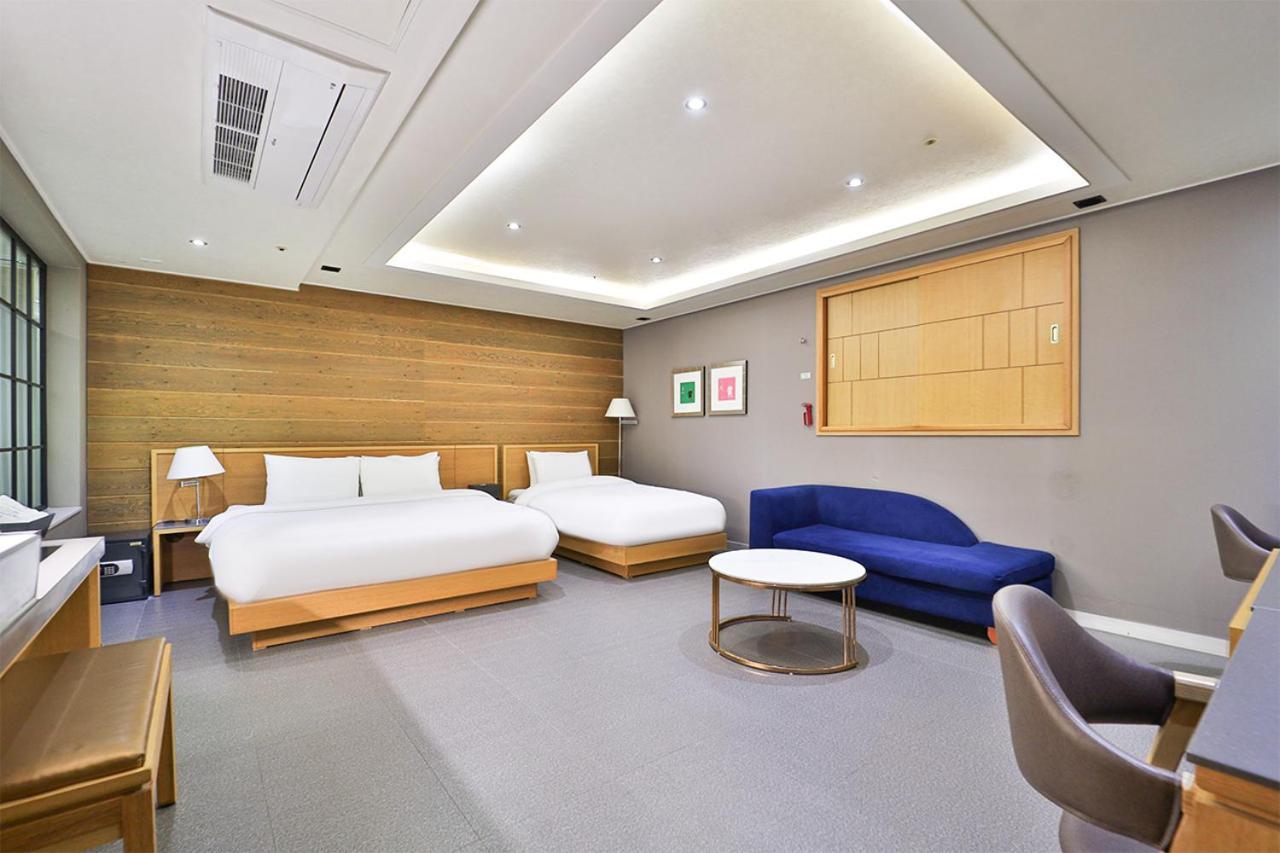 Seomyeon Ib Hotel Busan Exterior foto